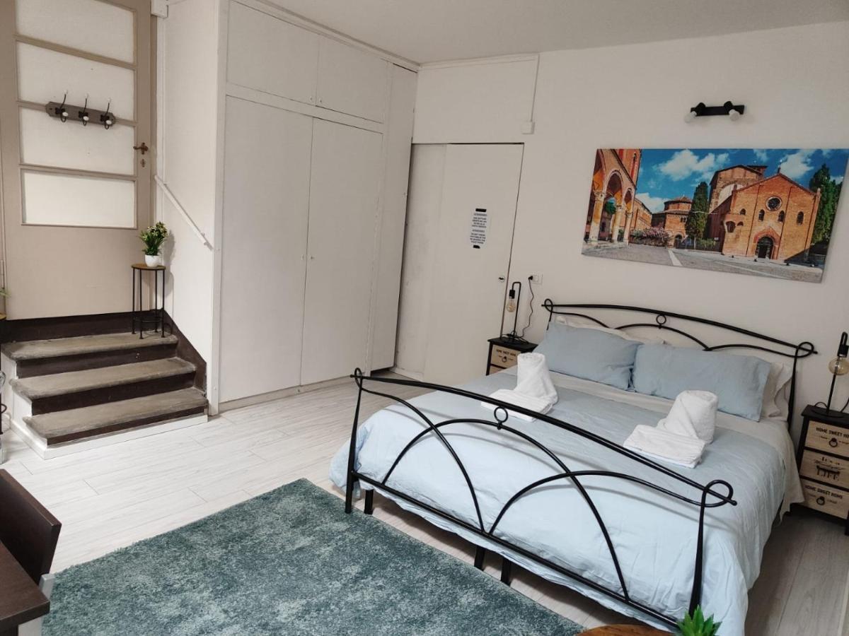 Residenza Le Torri Bed & Breakfast Болоня Екстериор снимка