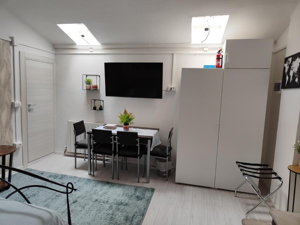 Residenza Le Torri Bed & Breakfast Болоня Екстериор снимка